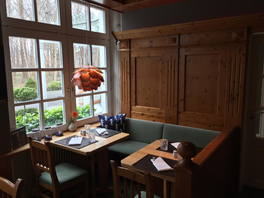 Hafen Hotel Schuetzenhof บวร์ก เอาฟ์ เฟมาร์น ภายนอก รูปภาพ